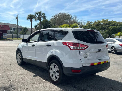 2015 Ford Escape S