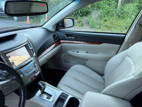 2011 Subaru Outback 2.5i Limited