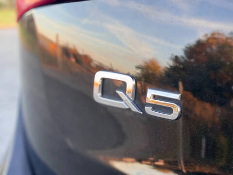 2012 Audi Q5 2.0T quattro Premium Plus