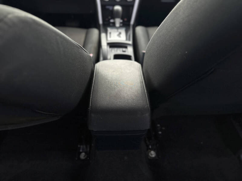 2017 Mitsubishi Lancer ES
