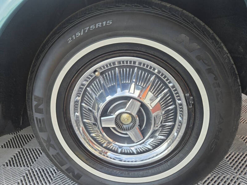 1964 Ford Thunderbird