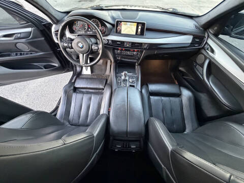 2016 BMW X6 M