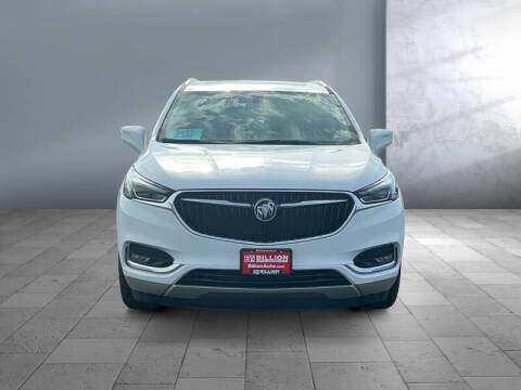 2020 Buick Enclave Essence