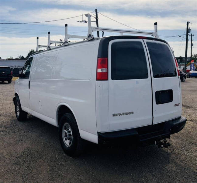 2018 GMC Savana 2500