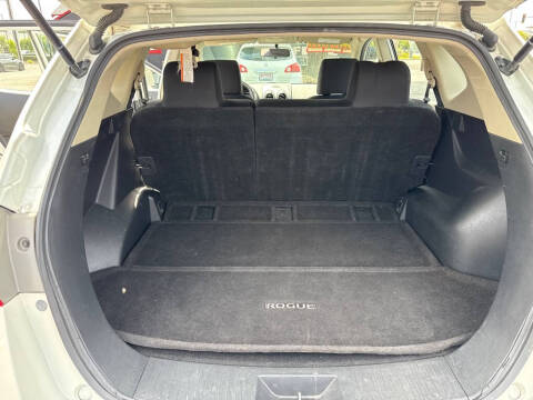 2015 Nissan Rogue Select S