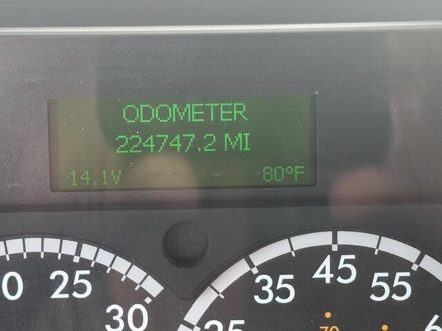 2017 Freightliner M2 106