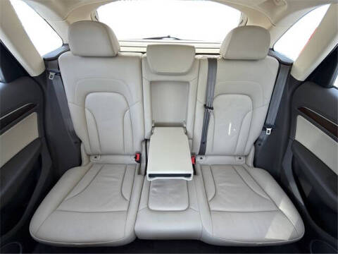 2017 Audi Q5 2.0T quattro Premium Plus