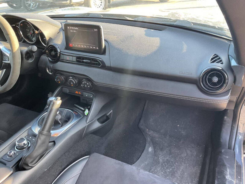 2020 Mazda MX-5 Miata