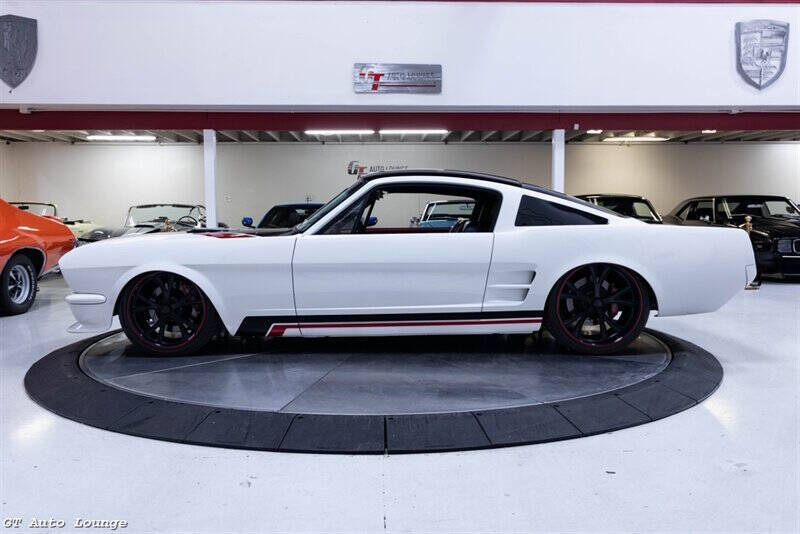 1965 Ford Mustang 8