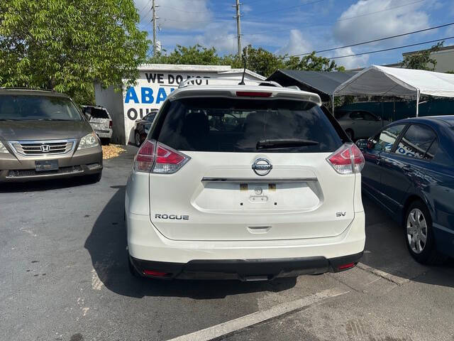2015 Nissan Rogue SV