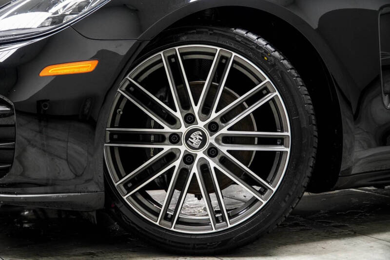 2021 Porsche Panamera 4
