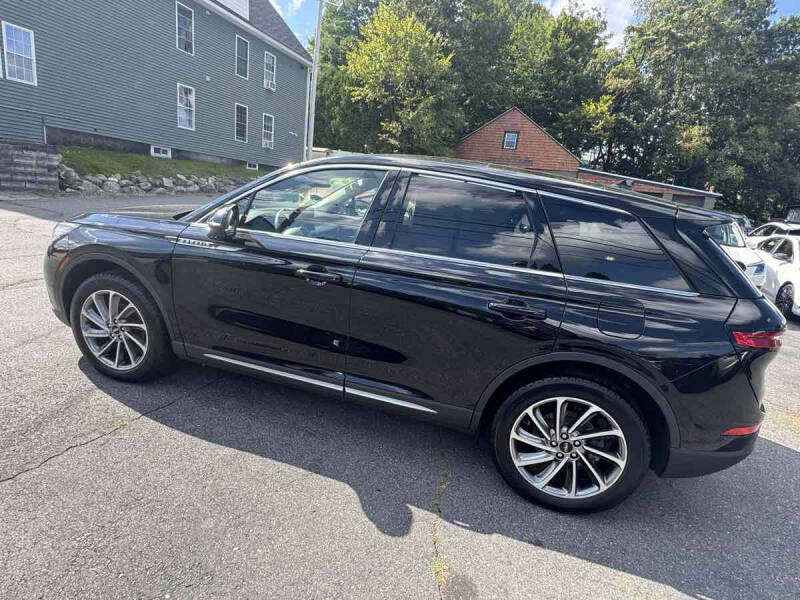 2024 Lincoln Corsair Premiere