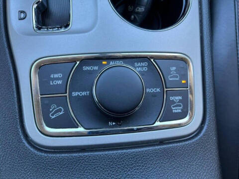 2013 Jeep Grand Cherokee Overland Summit