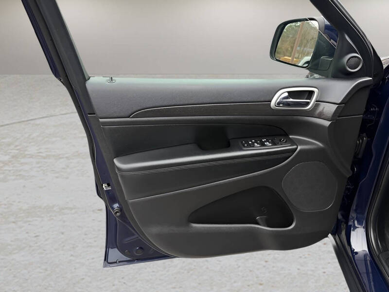 2018 Jeep Grand Cherokee Laredo E