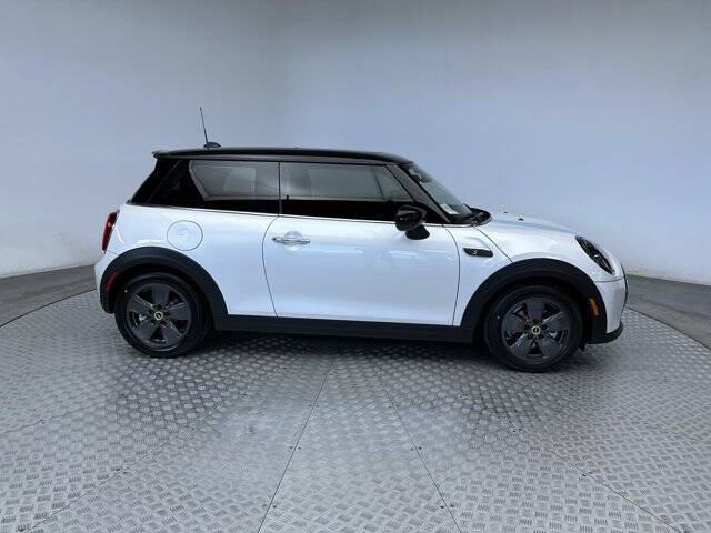 2024 MINI Hardtop 2 Door Cooper SE