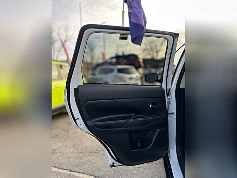 2020 Mitsubishi Outlander