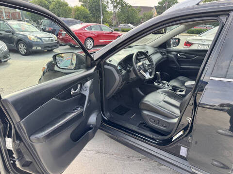 2019 Nissan Rogue SV