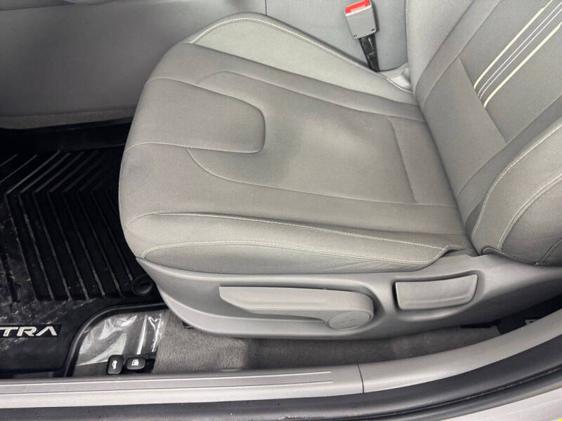 2022 Hyundai Elantra