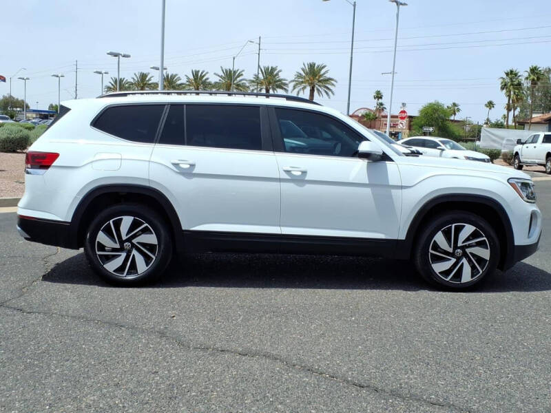 2024 Volkswagen Atlas SE