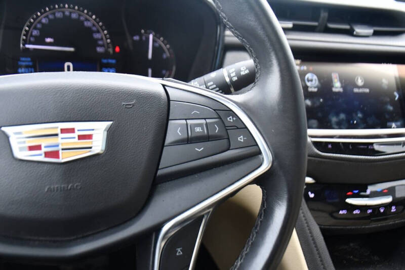 2018 Cadillac XT5 Luxury