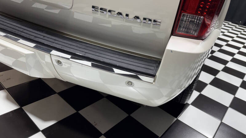 2013 Cadillac Escalade Luxury