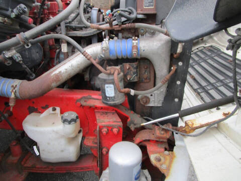 2016 Freightliner ISL 9 330