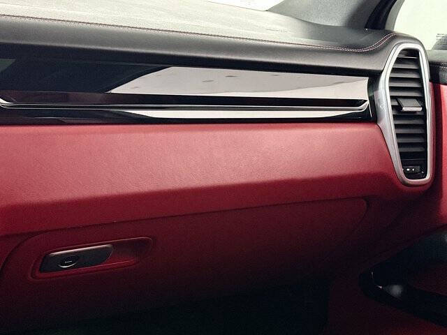 2022 Porsche Cayenne