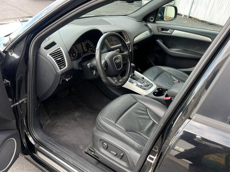 2012 Audi Q5 3.2 quattro Premium Plus