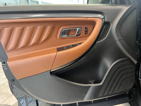 2011 Ford Taurus SHO