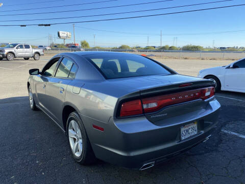 2011 Dodge Charger SE