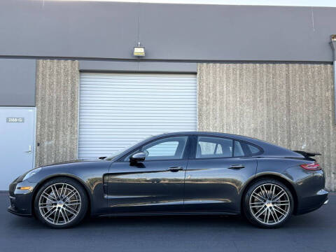 2019 Porsche Panamera