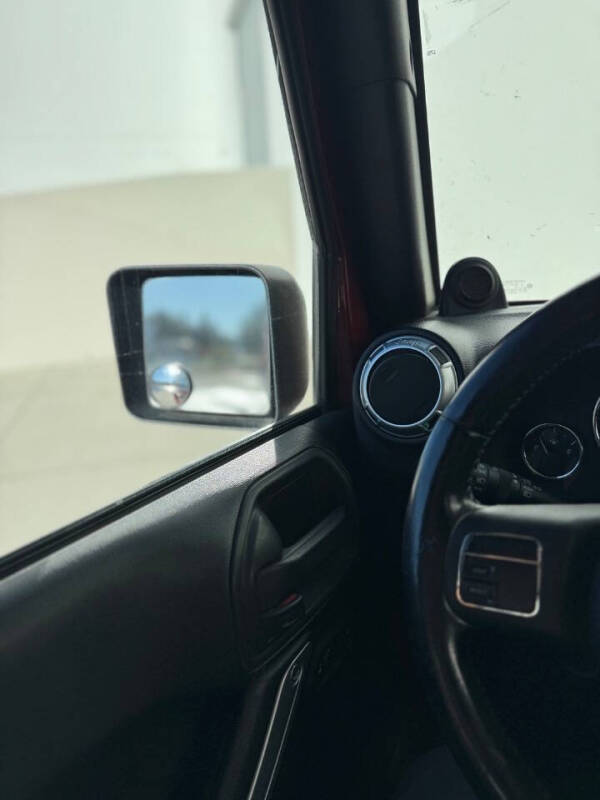 2012 Jeep Wrangler Unlimited Sahara