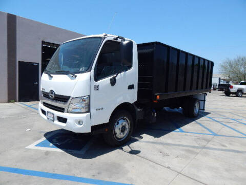 2013 Hino 195