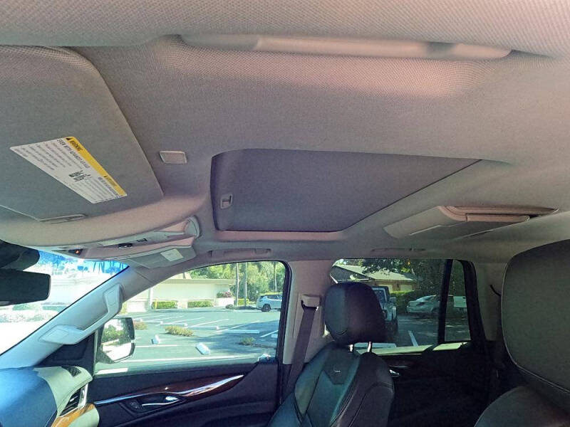 2018 Cadillac Escalade Premium Luxury