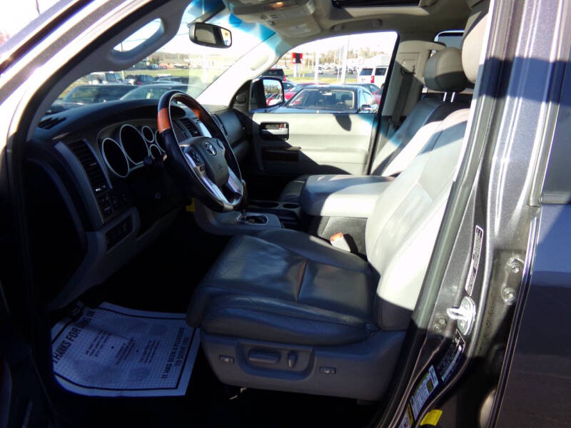 2016 Toyota Sequoia Platinum