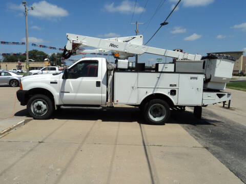 2001 Ford F-550 Super Duty for sale at J & L Sales LLC in Topeka KS