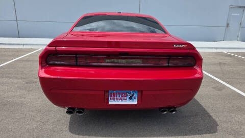 2011 Dodge Challenger SRT8 392