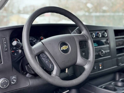 2017 Chevrolet Express 2500