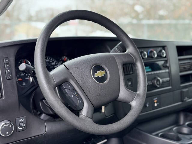 2017 Chevrolet Express 2500