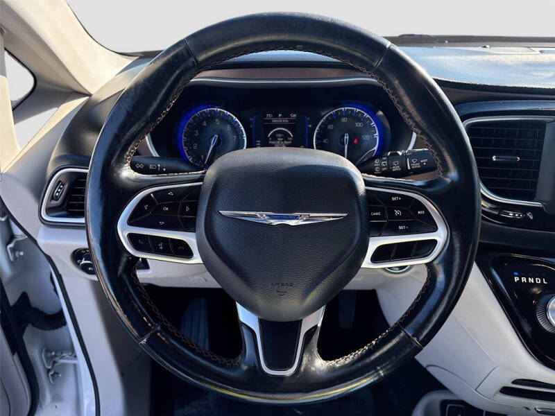 2019 Chrysler Pacifica Touring L