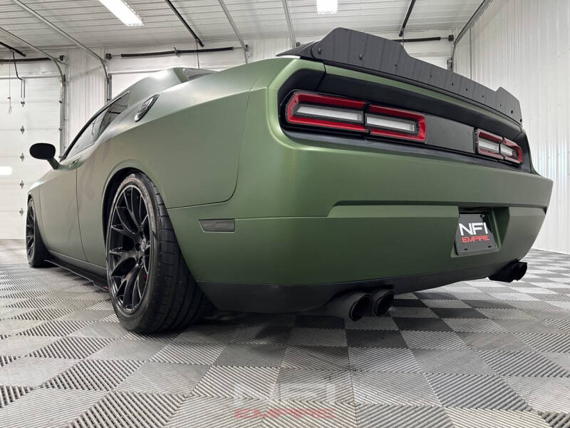 2009 Dodge Challenger SRT8