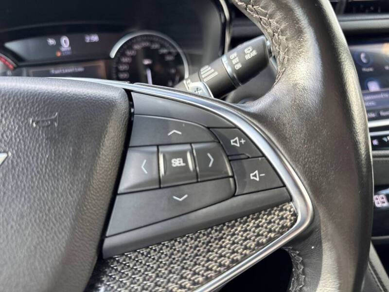2022 Cadillac XT5 Sport