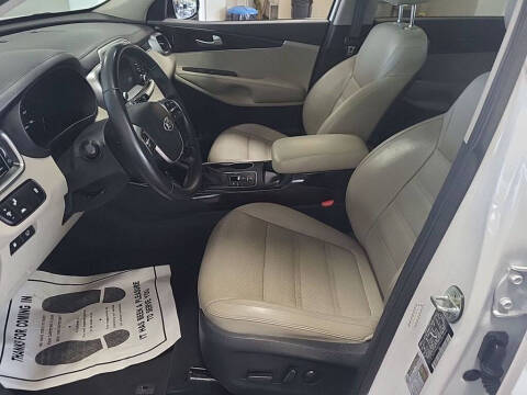 2020 Kia Sorento EX V6