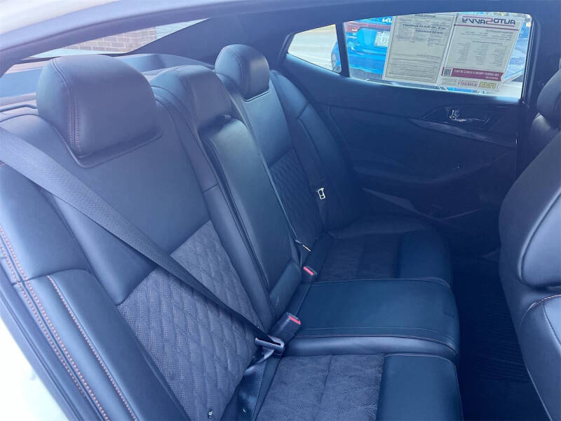 2023 Nissan Maxima 3.5 SR