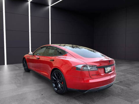 2014 Tesla Model S P85D