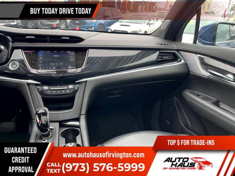 2023 Cadillac XT6 Premium Luxury