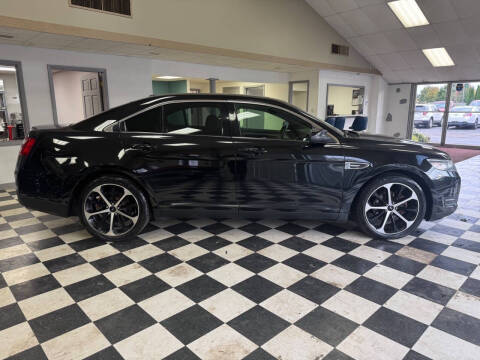 2015 Ford Taurus SEL