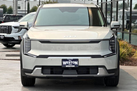 2026 Kia EV9 Light Long Range