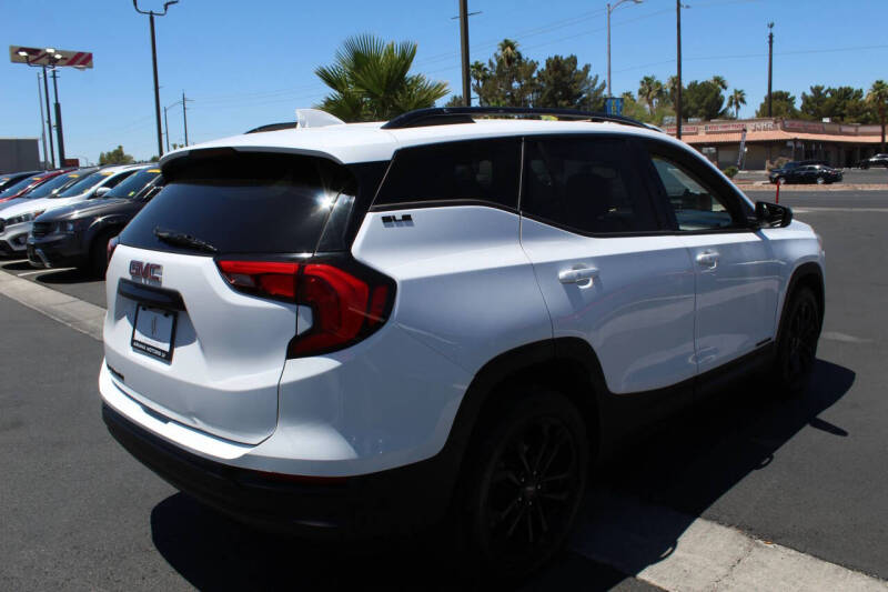 2020 GMC Terrain SLE