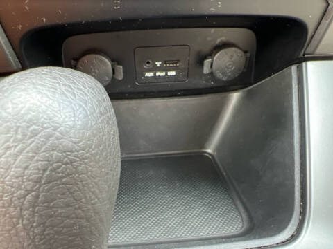 2011 Kia Sorento LX